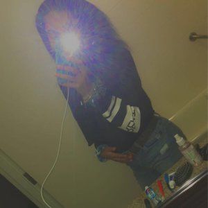 Meet your Posher, Mackenzie